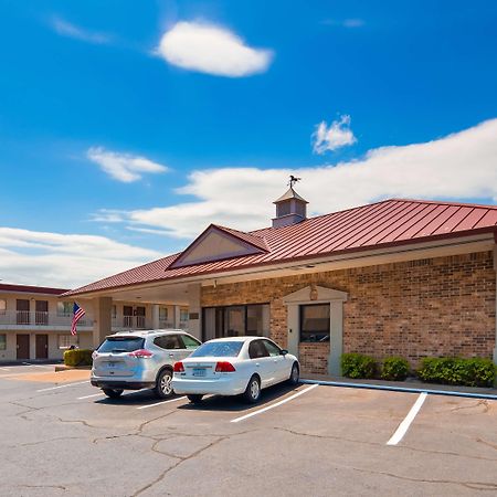 Best Western Winners Circle Hot Springs Exterior foto
