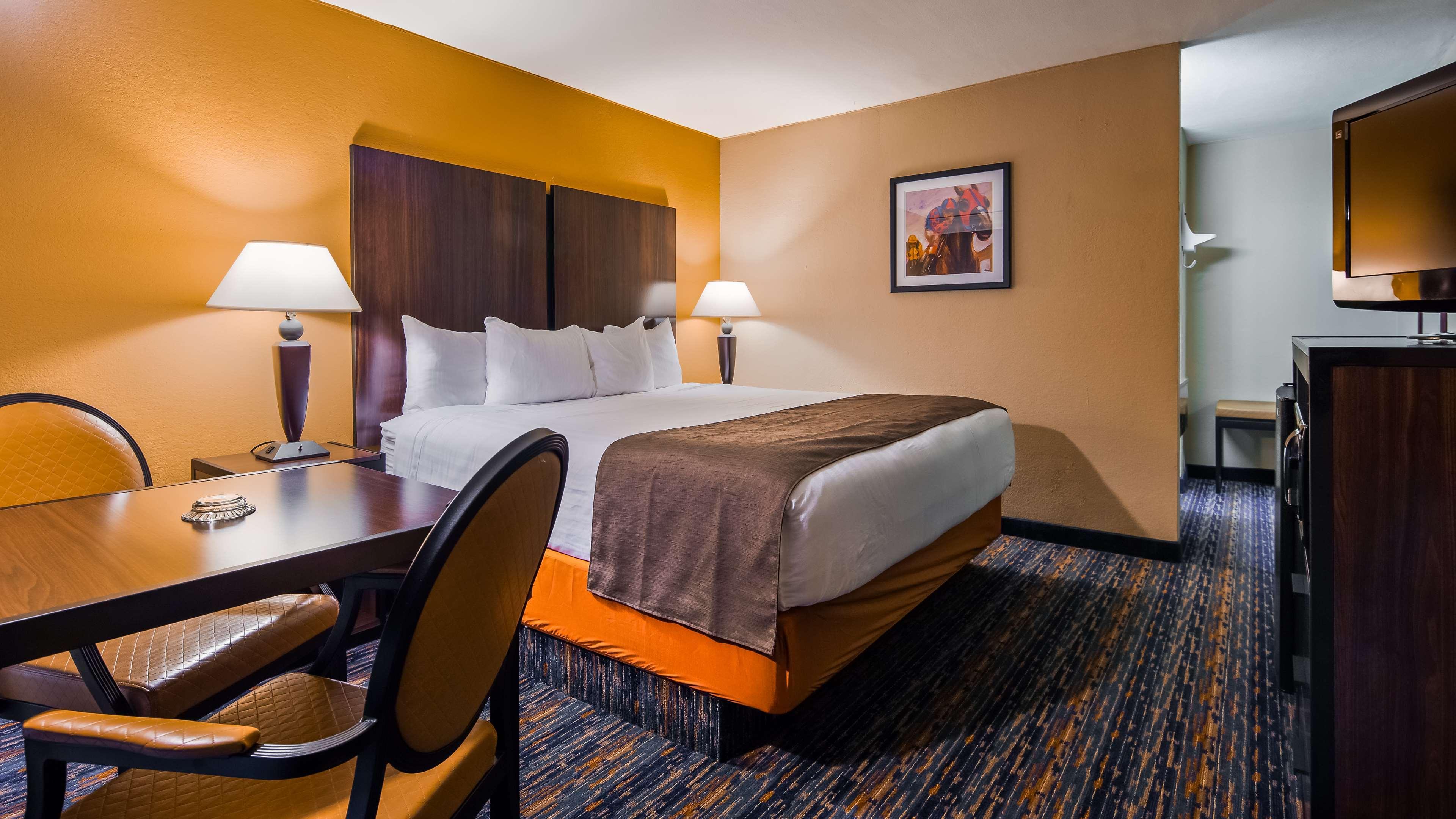 Best Western Winners Circle Hot Springs Exterior foto