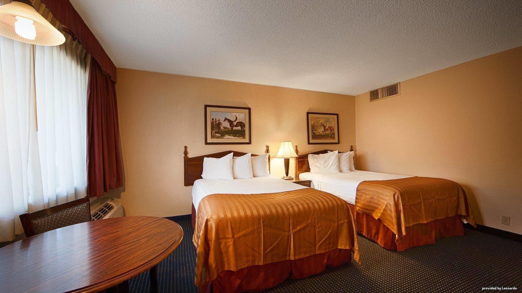 Best Western Winners Circle Hot Springs Exterior foto